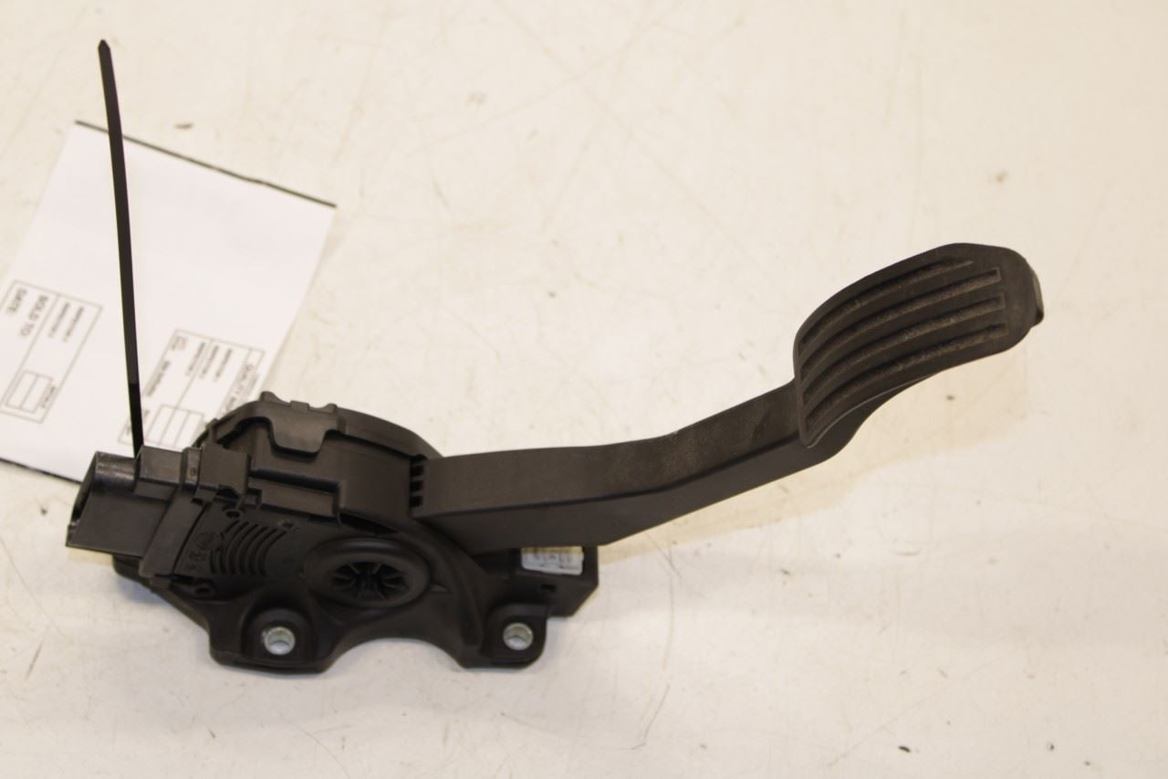 2015-16 Volvo S60 T5 Premier 2.0L Accelerator Throttle Gas Pedal Sensor 31329062 - Alshned Auto Parts