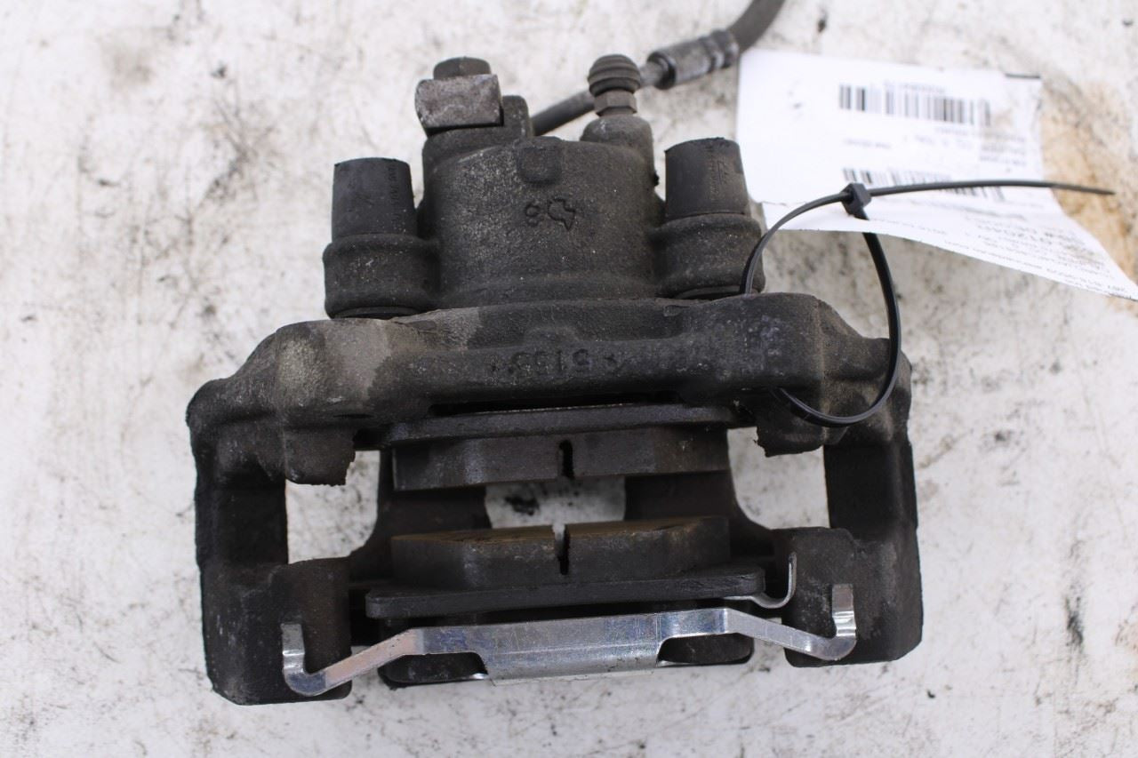 2011-20 Dodge Durango SXT 3.6L AWD Rear Passenger Right Side Brake Disc Caliper9