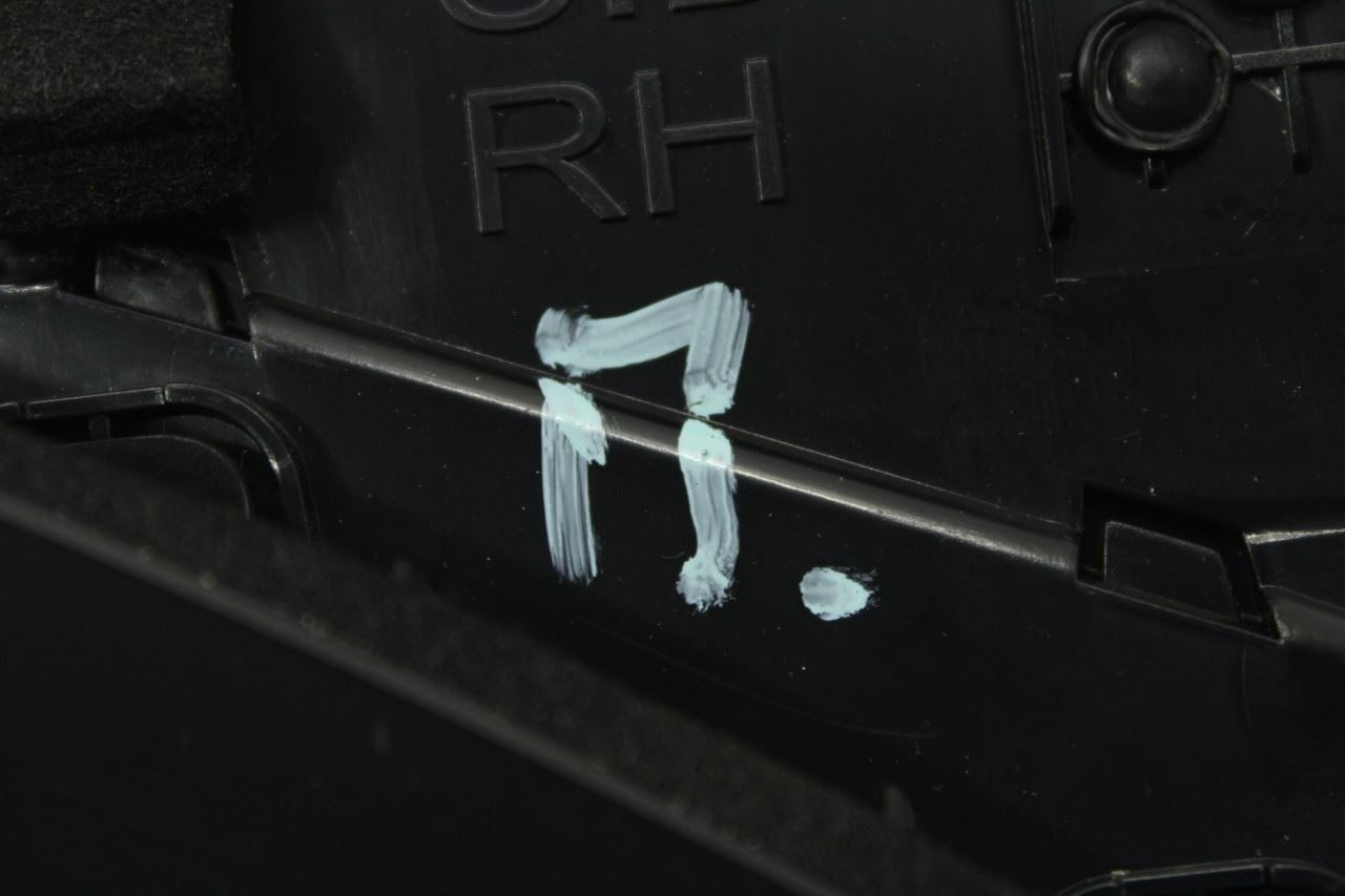 21-22 Nissan Rogue Sport SL AWD Front RH and LH Dash Outer Air Vent 68760-6MG0A - Alshned Auto Parts