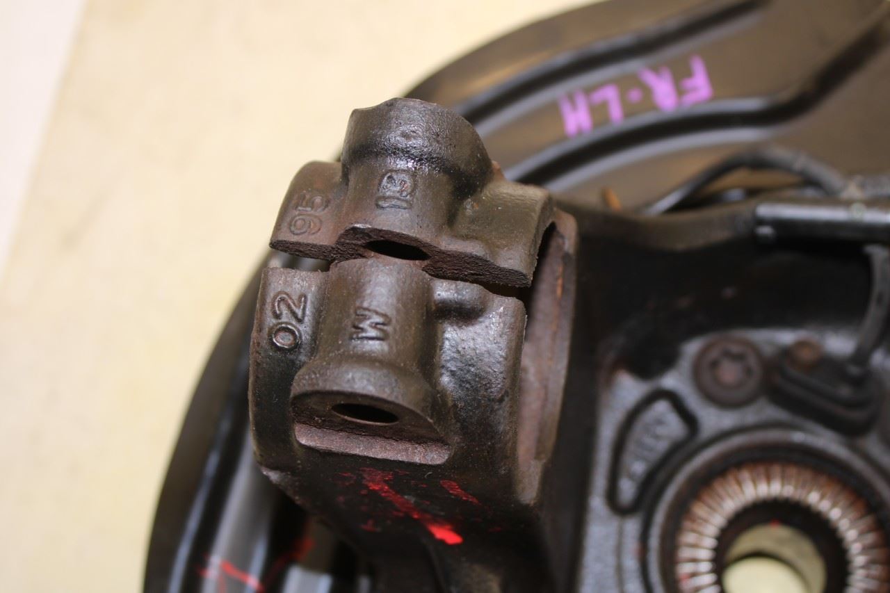 2011-17 BMW X3 xDrive28i Front Left Driver Side Spindle Knuckle Hub 31216855953 - Alshned Auto Parts