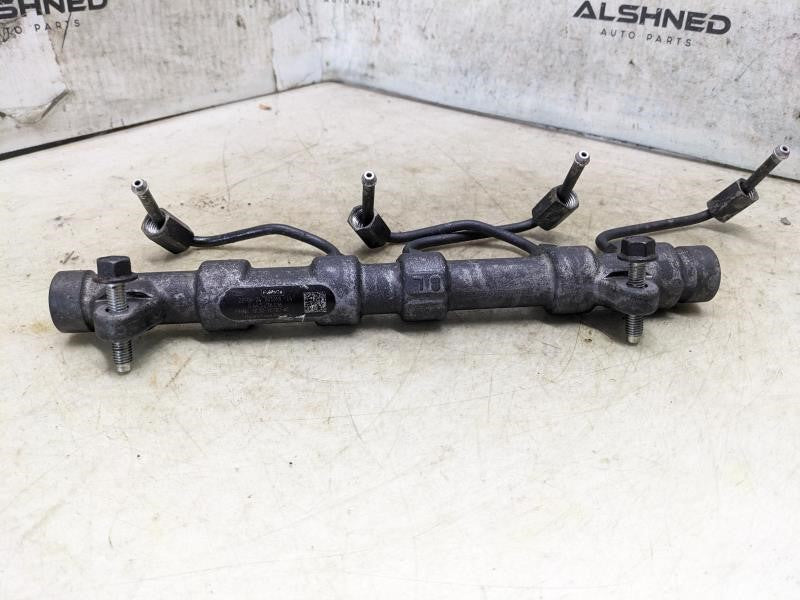 2011-2019 Ford F250SD Right Diesel Fuel Rail BC30-9D280-AC OEM