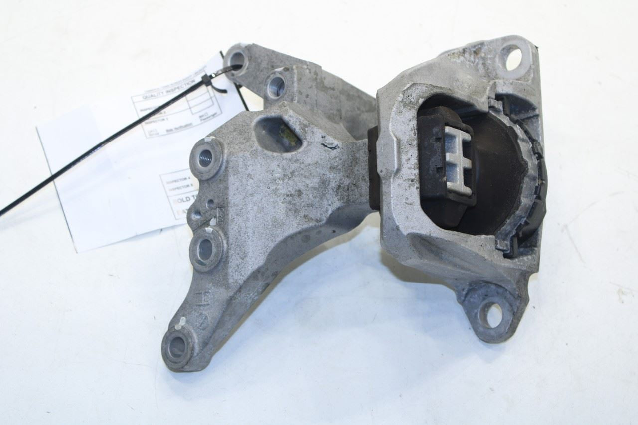 2017-22 Nissan Rogue Sport SL 2.0L AWD Right Engine Mount Insulator 11210-4BB0B - Alshned Auto Parts