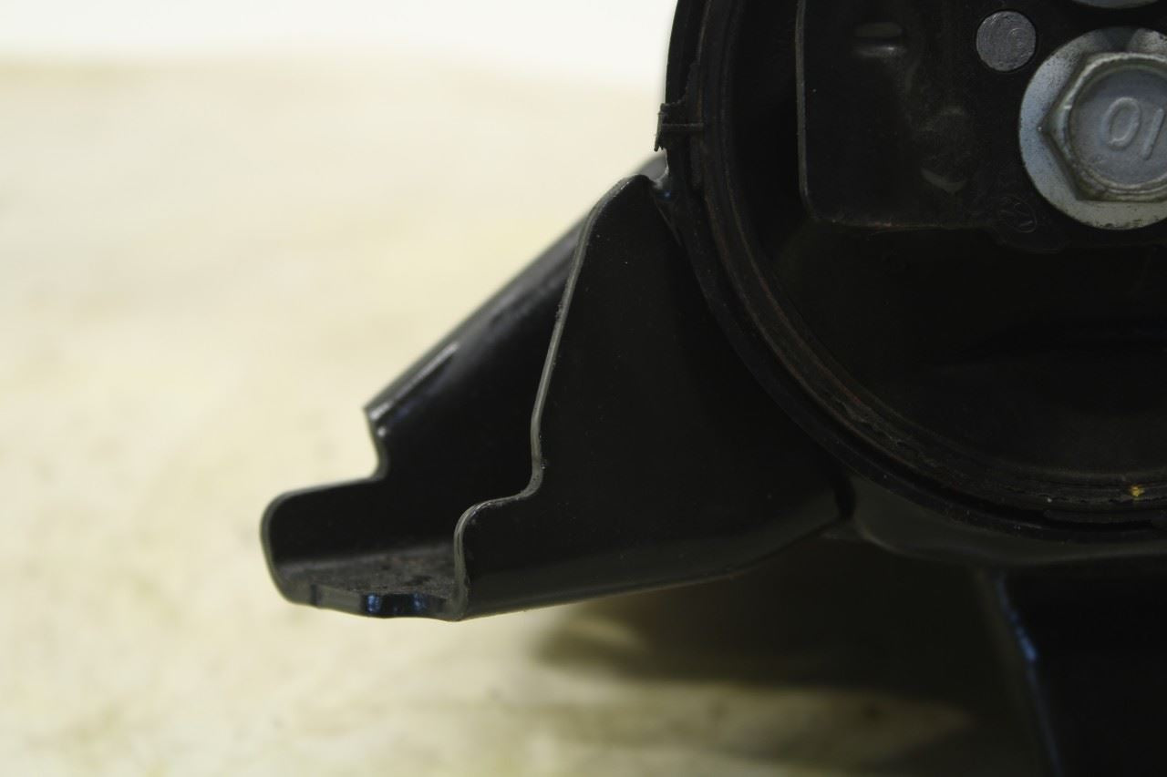 2016-2020 Kia Sorento LX 3.3L Rear Left Transmission Mount Bracket 21830-C5300 - Alshned Auto Parts