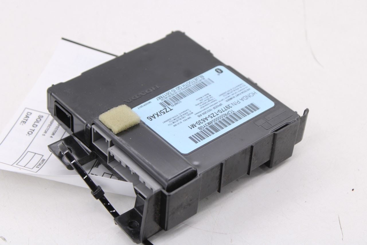2016-2017 Acura MDX w/Technology Pkg Telematics Communication Control Module OEM8