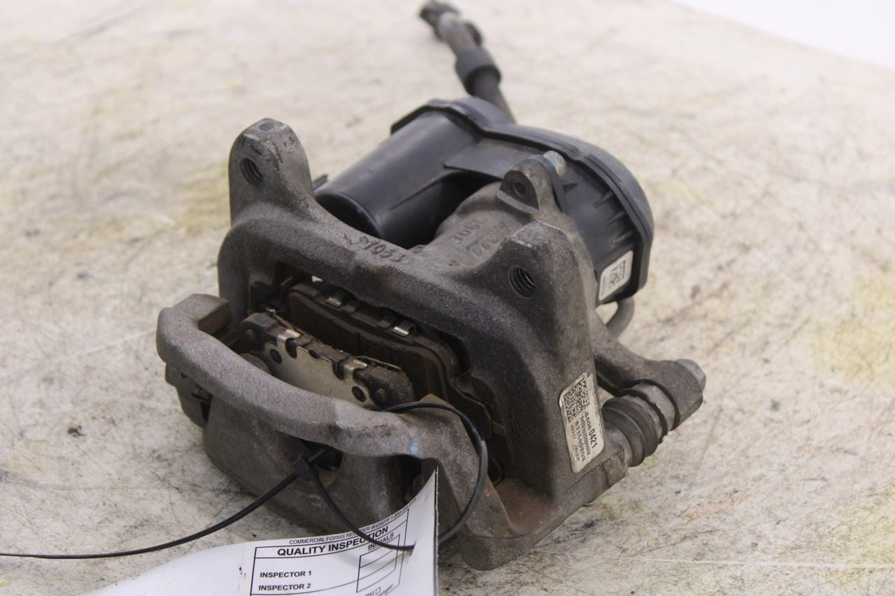 2018-2024 Chevrolet Equinox LT 1.5L FWD Rear Driver Left Side Brake Disc Caliper12