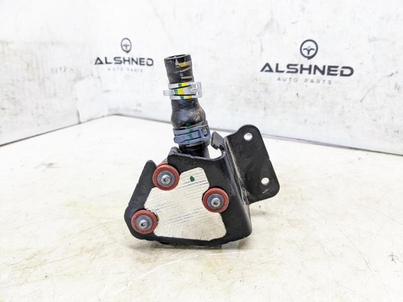 18-23 Audi S5 Right Upper Coolant Auxiliary Water Pump w Bracket 06H-121-601 OEM - Alshned Auto Parts