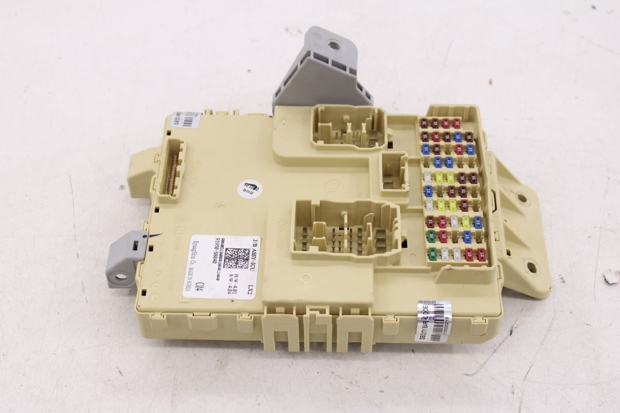 20-22 Hyundai Palisade Limited Cabin Instrument Panel Fuse Relay Junction Block - Alshned Auto Parts