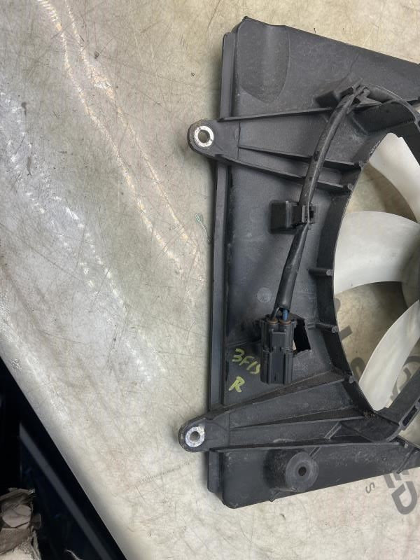 2015-2016 Honda CR-V Condenser Cooling Fan Motor Assy 38615-5LA-A01 OEM *ReaD* - Alshned Auto Parts