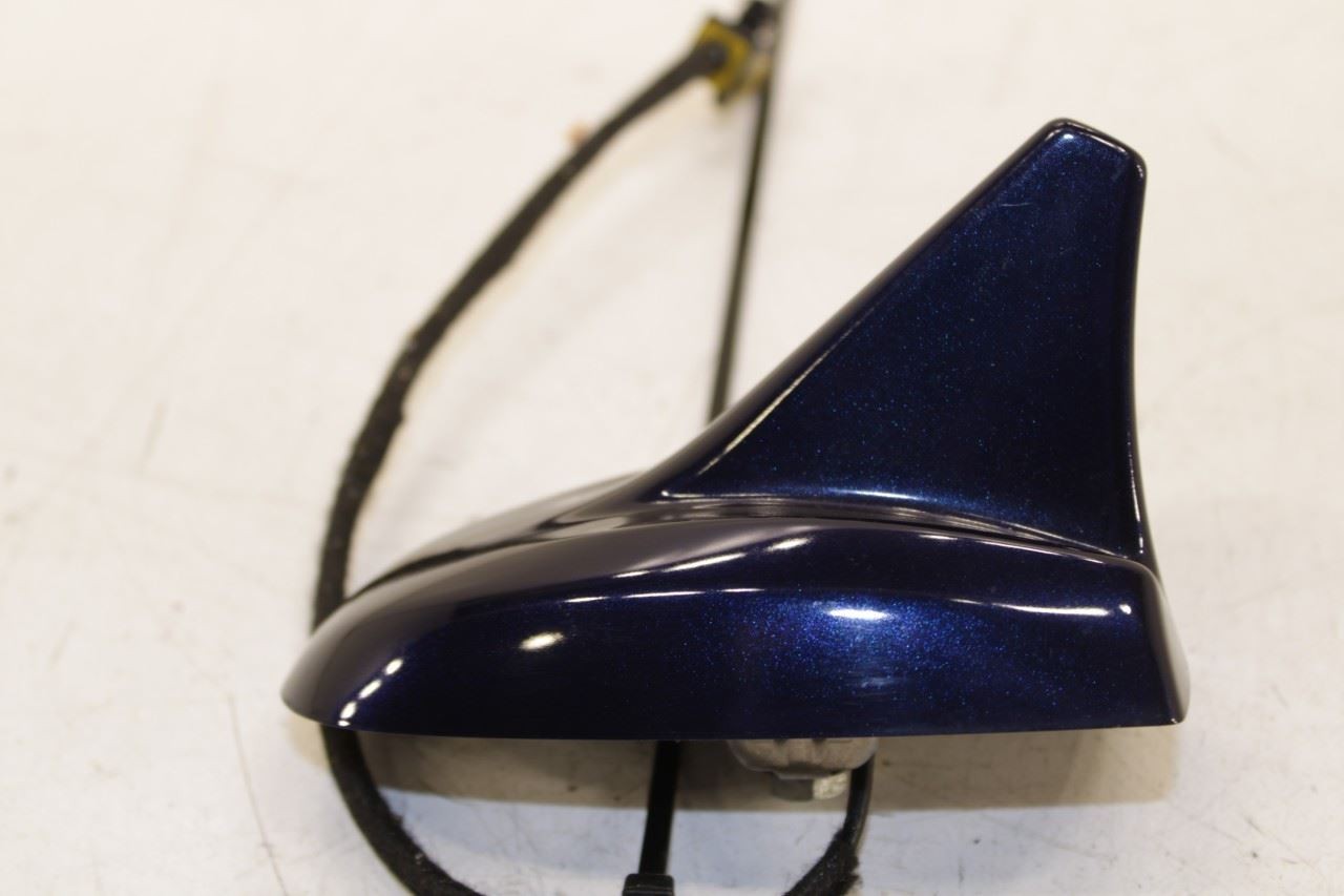 20142016 Maserati Ghibli S Q4 Roof Exterior Shark Fin Antenna 670026014 OEM - Alshned Auto Parts