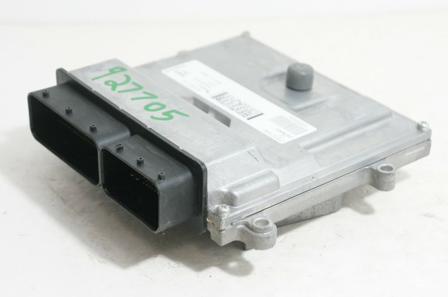 2007-2009 Volvo S80 Engine Control Module ECM ECU 30743217 AA OEM 30743217AA - Alshned Auto Parts