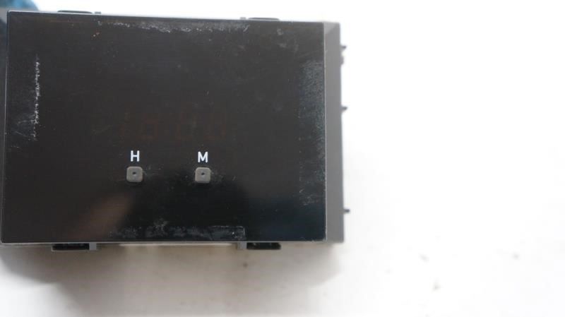 2010 Toyota Highlander Digtal Clock Display 83910-48010 OEM - Alshned Auto Parts