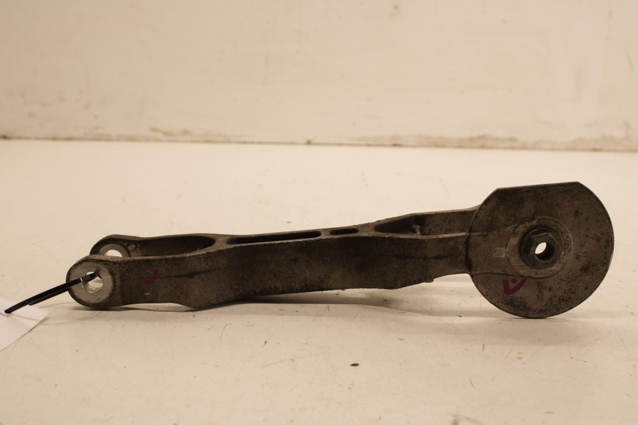 2019-2023 Jeep Cherokee Latitude 4x4 Engine Support Mount Bracket 68343375AB OEM - Alshned Auto Parts