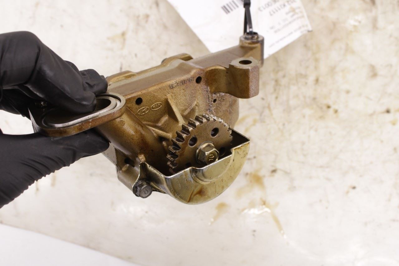 2009-2018 Kia Sorento EX 3.3L AWD Engine Oil Pump Assembly 21310-3CBA0 OEM - Alshned Auto Parts
