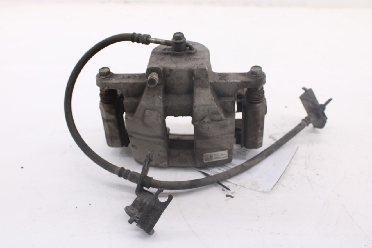 2021-2026 Hyundai Santa Fe SEL Front Right Side Brake Disc Caliper 58130-P200010
