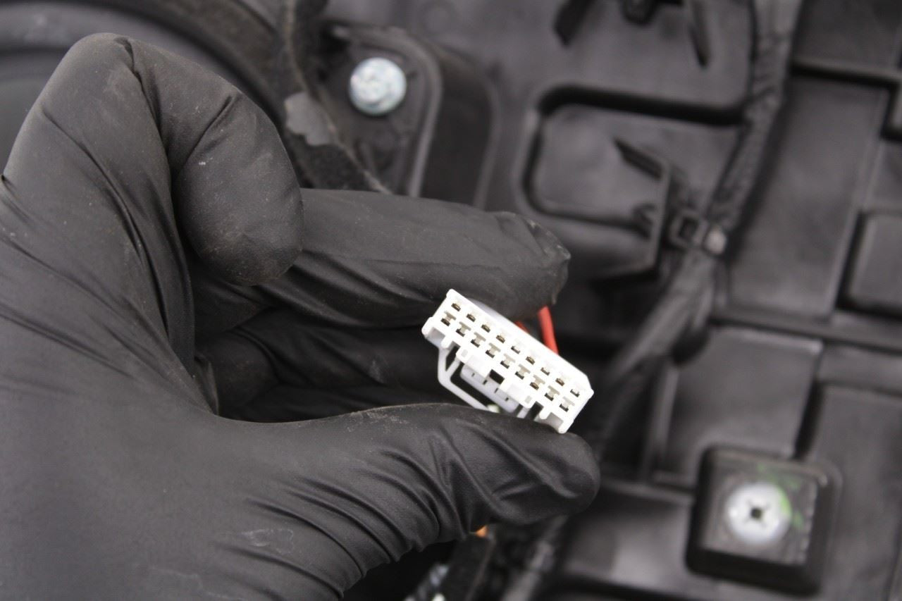 15-20 Kia Sorento EX Rear Right Side Door Window Regulator w/ Carrier and Motor - Alshned Auto Parts