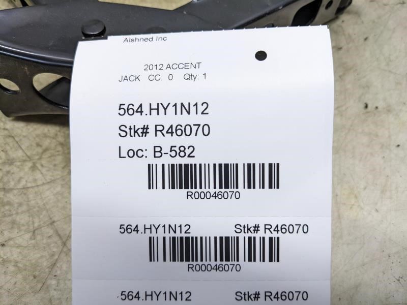 2011-2017 Hyundai Accent Spare Tire Floor Jack 09110-3X000 OEM