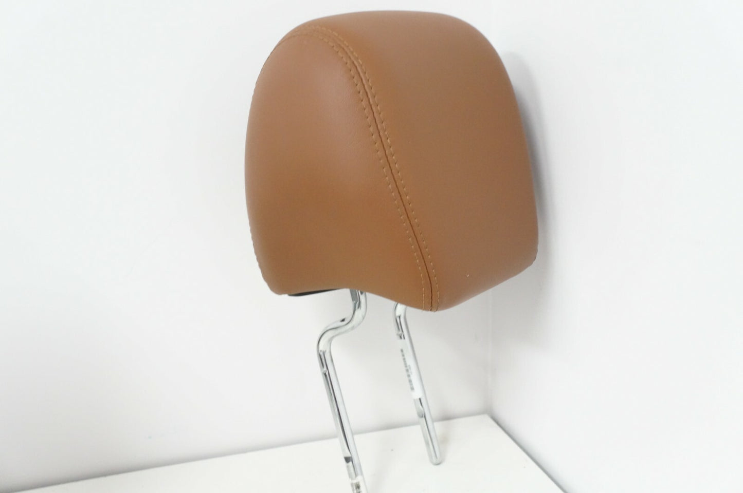 2015-2017 Chevrolet Traverse Leather Brown Front Headrest 23433522 OEM - Alshned Auto Parts