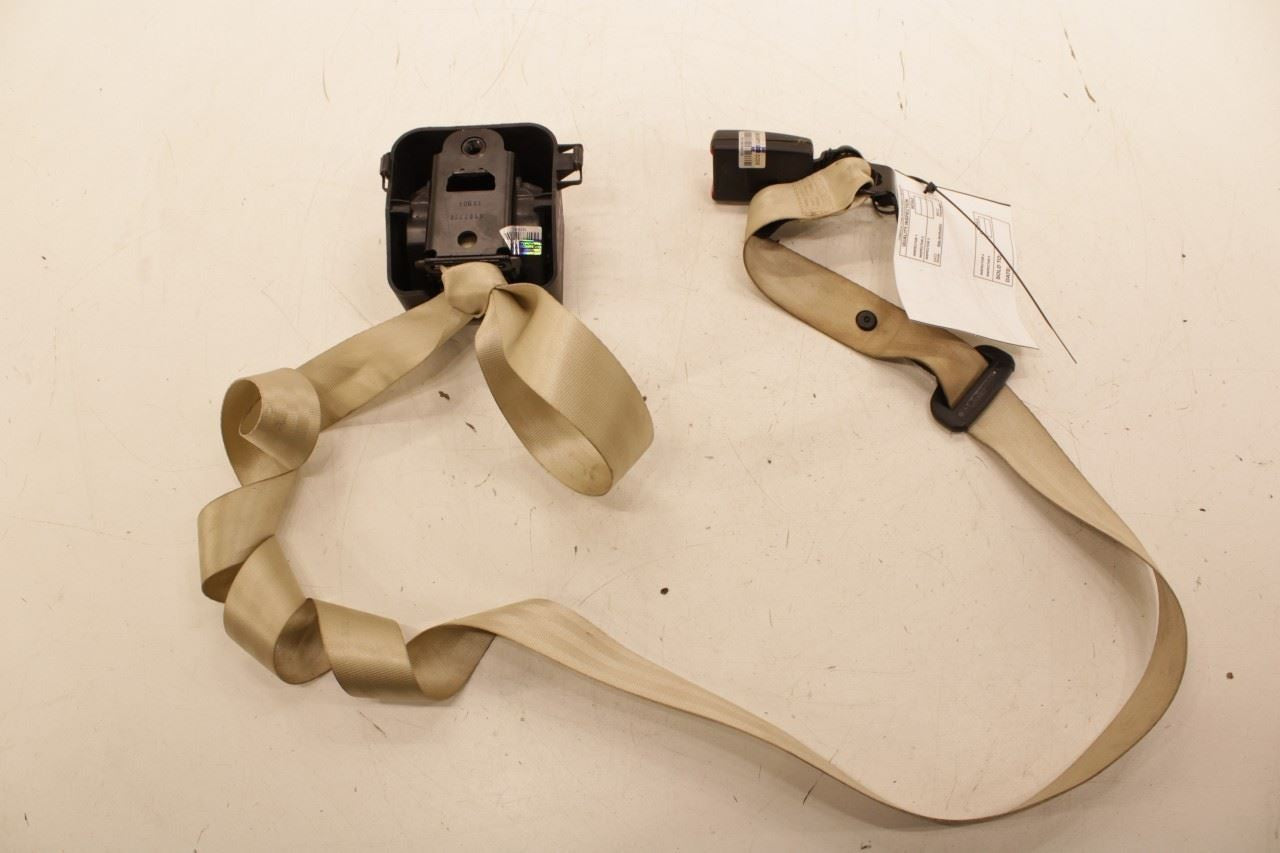 12-19 Volkswagen Passat SE FWD Rear Center 2nd Row Seat Belt Retractor w/ Buckle - Alshned Auto Parts
