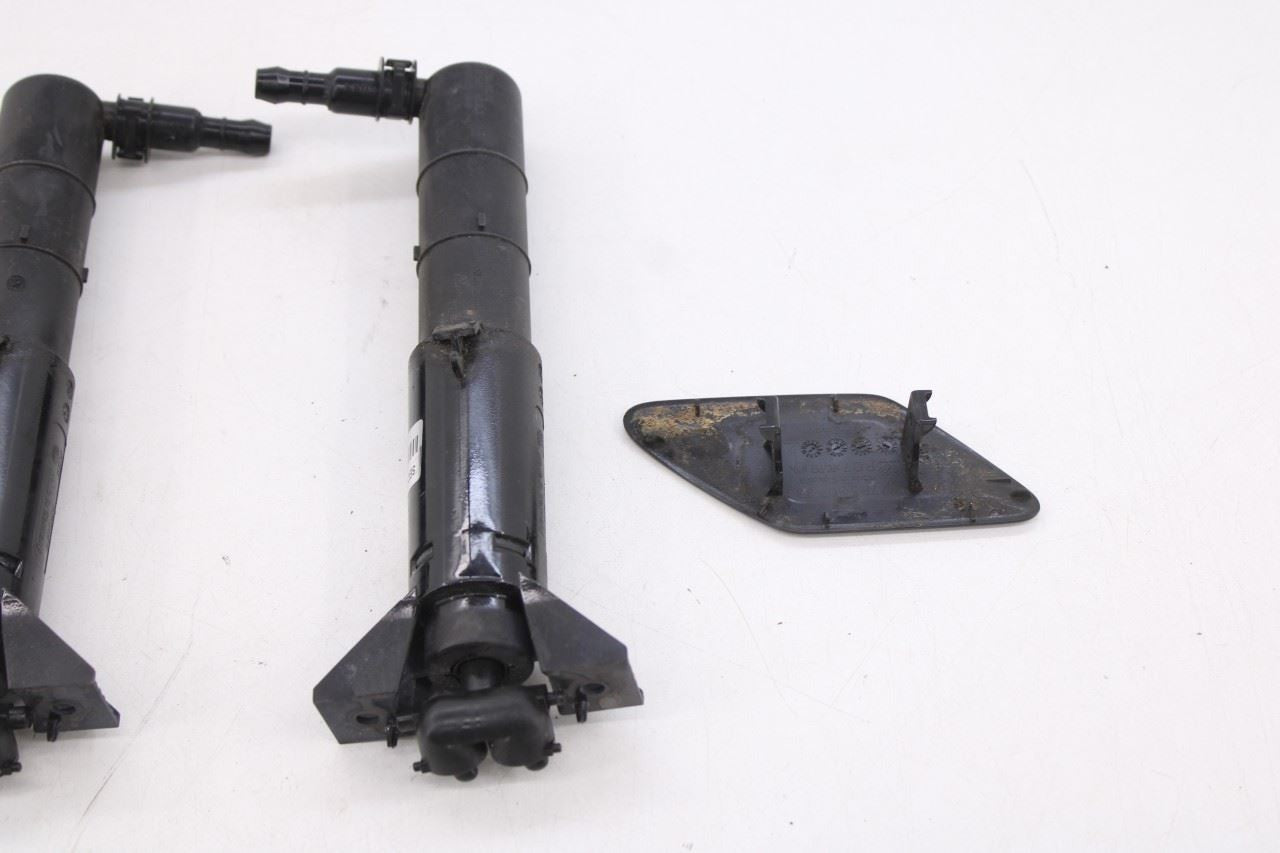 2011-18 Porsche Cayenne S Front Right Left Side Headlight Lamp Washer Nozzle Set - Alshned Auto Parts