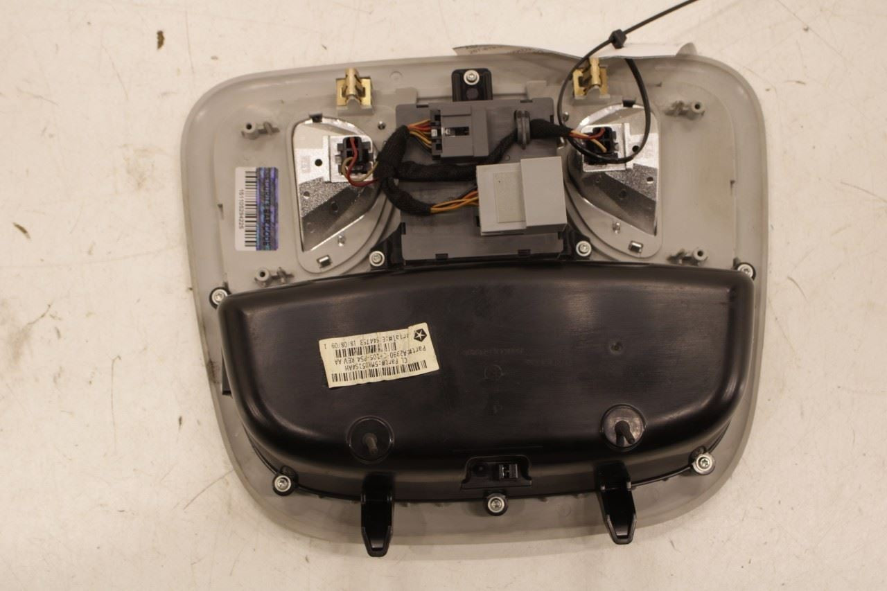 19-21 Jeep Cherokee Latitude FR Roof Overhead Console Dome Light Lamp 5MK051S4AH - Alshned Auto Parts