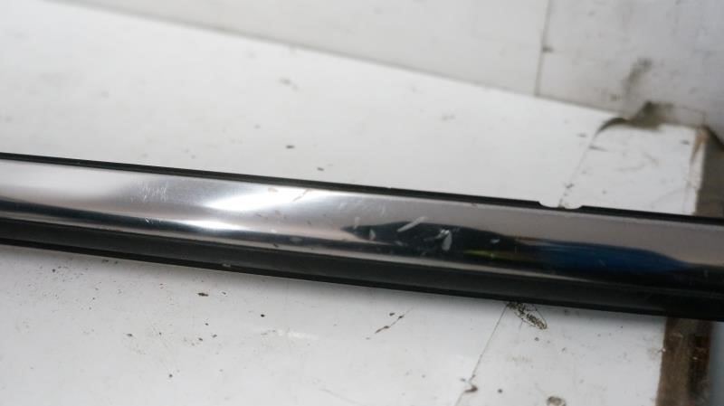 2009 Mini Cooper Left Front Door Weatherstrip Molding 51-33-7-146-091 OEM *ReaD* - Alshned Auto Parts