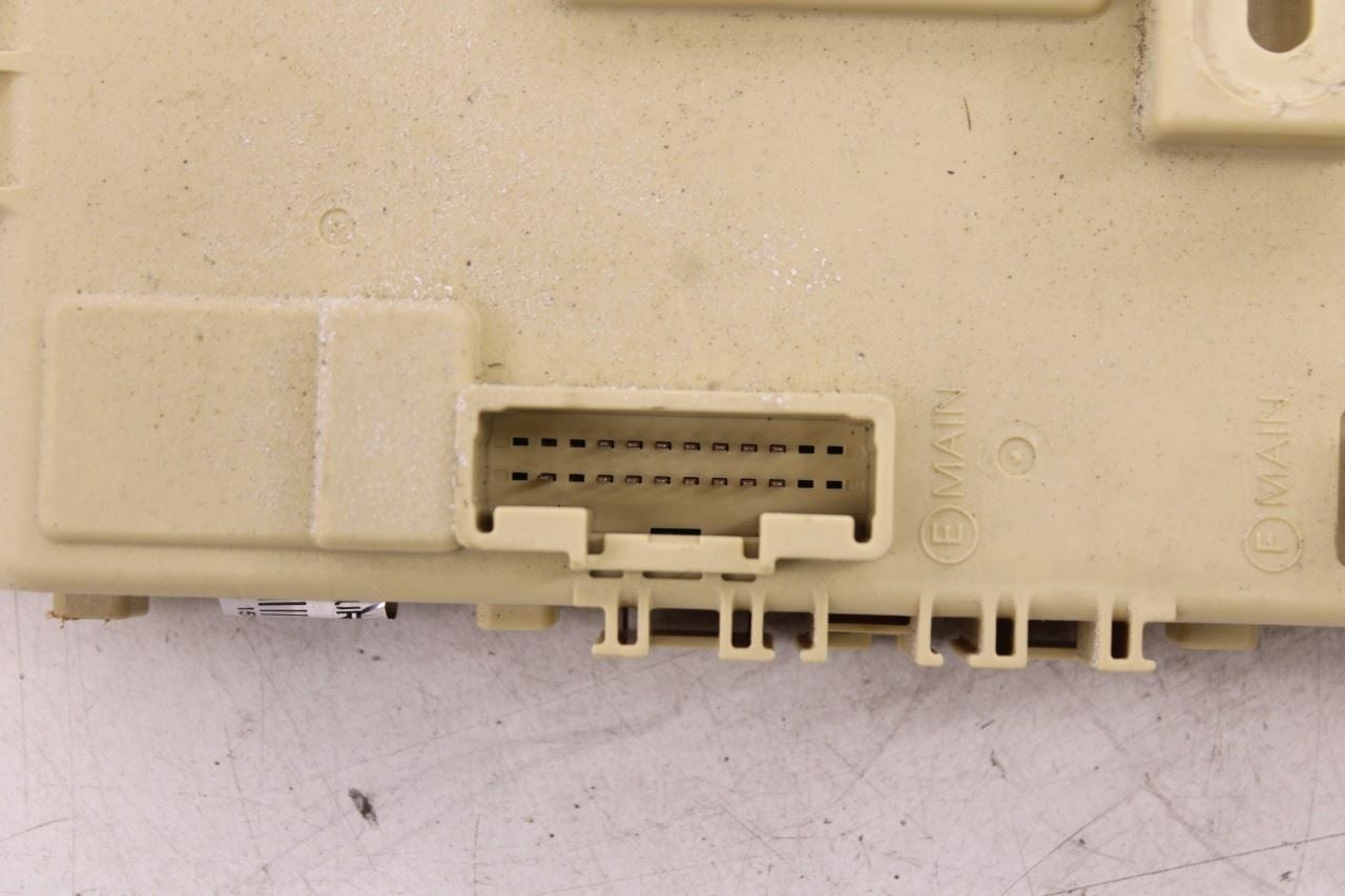 20-22 Hyundai Palisade Limited Cabin Instrument Panel Fuse Relay Junction Block - Alshned Auto Parts