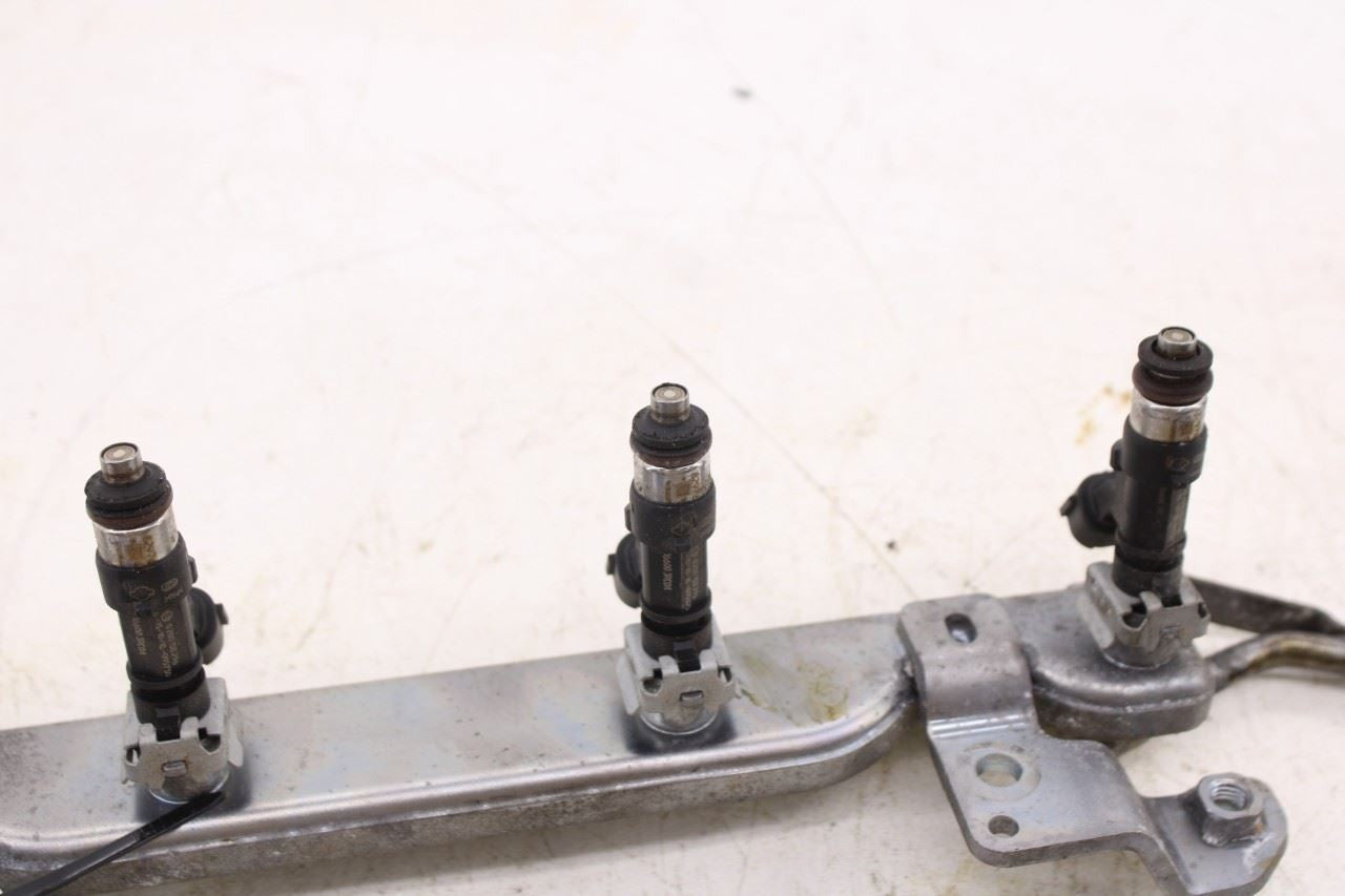 2013-2019 Nissan Sentra SV 1.8L Fuel Rail with Injectors 17520-3RC2A 16600-3RC0A4