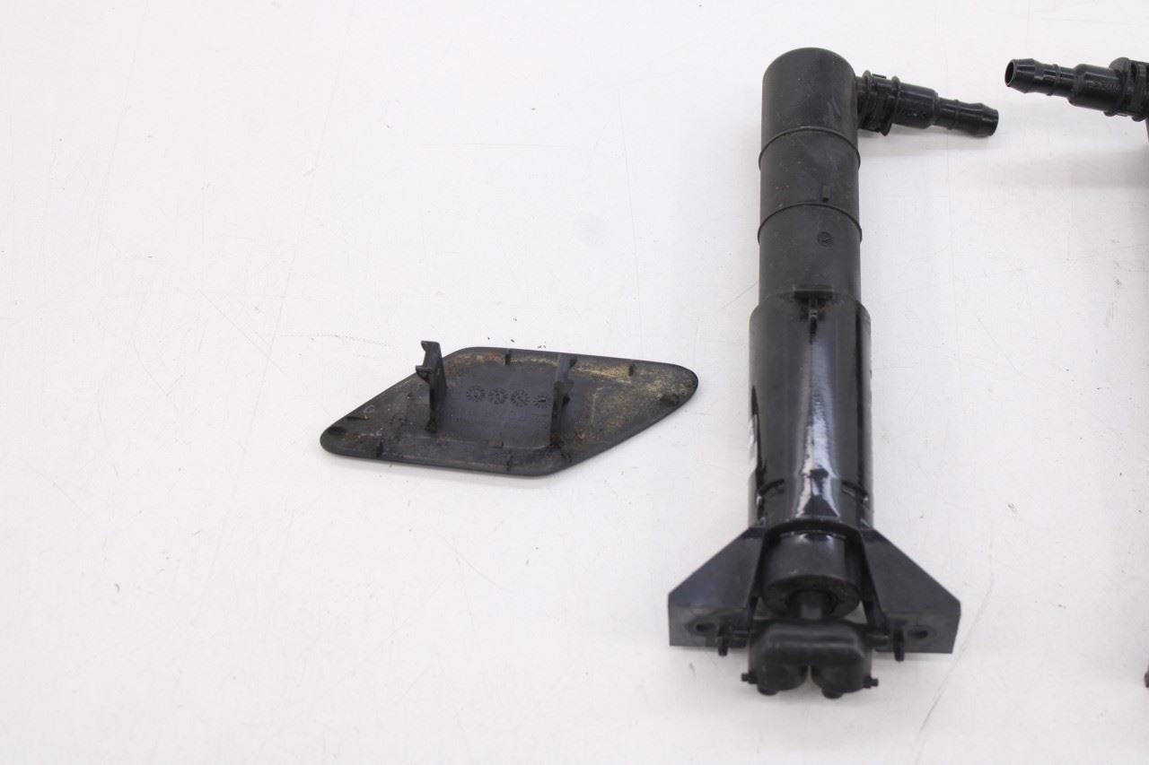 2011-18 Porsche Cayenne S Front Right Left Side Headlight Lamp Washer Nozzle Set - Alshned Auto Parts