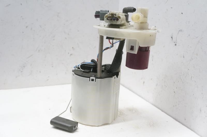 2012 Chevrolet Cruze 1.8L Fuel Pump Assembly 13579099 OEM - Alshned Auto Parts