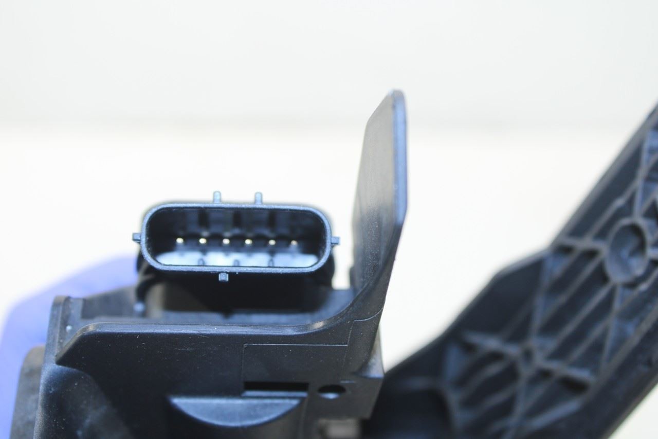10-16 Porsche Panamera 4 Accelerator Throttle Gas Pedal Sensor 298-721-507-H OEM - Alshned Auto Parts