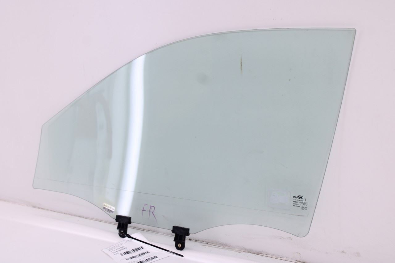 2019-2021 Hyundai Veloster Front Right Door Window Movable Glass 82420-J3000 OEM7