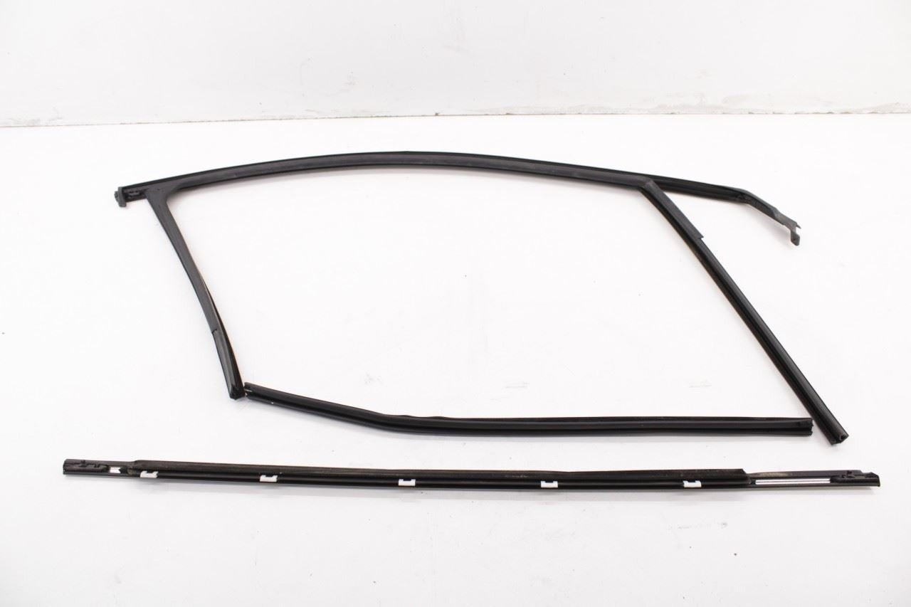 16-20 KIA Sorento EX FR LH Door Run Channel w/ Belt Outer and Inner Weatherstrip - Alshned Auto Parts