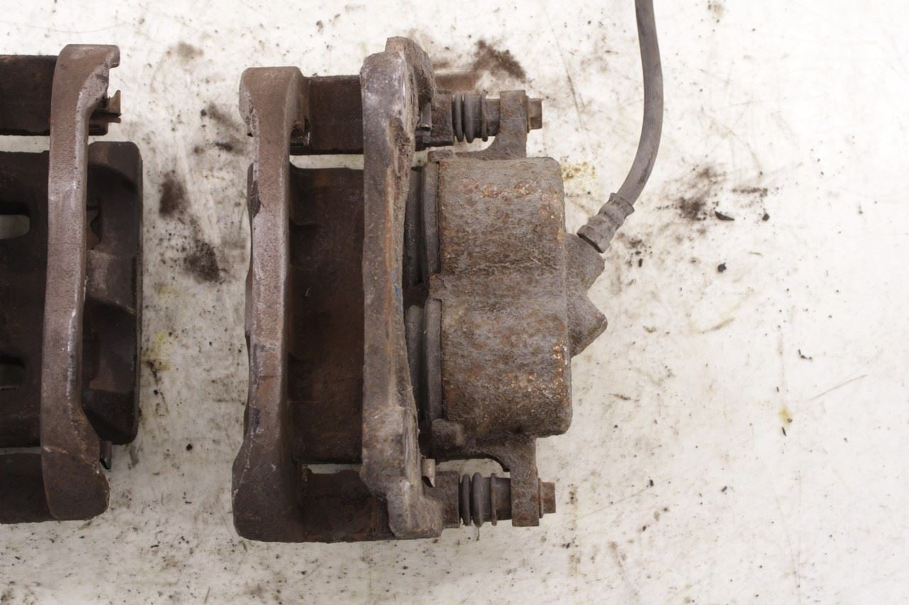 2014-2023 Jeep Cherokee Limited Front Right and Left Side Brake Disc Caliper - Alshned Auto Parts