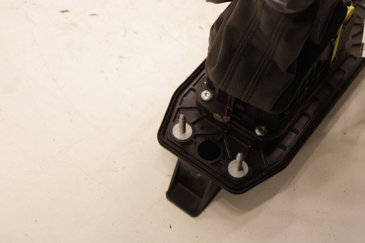 2016 Volkswagen Passat SE FWD Auto Transmission Gear Shifter Lever Knob Assembly - Alshned Auto Parts