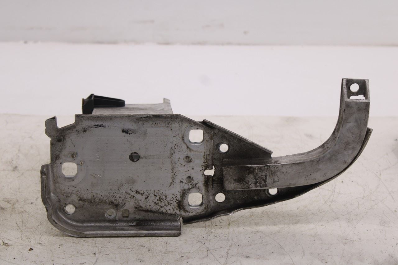 12-18 Audi A7 Premium Front Bumper RH and LH Side Rail Mount Support Bracket Set5