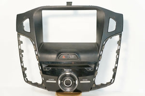 12-14 FORD FOCUS DASH RADIO DISPLAY BEZEL TRIM W/ CENTER AIR VENT OEM