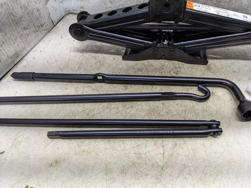 2018-2024 Ford Expedition Spare Tire Floor Jack w Toolkit JL14-17A078-AA OEM - Alshned Auto Parts