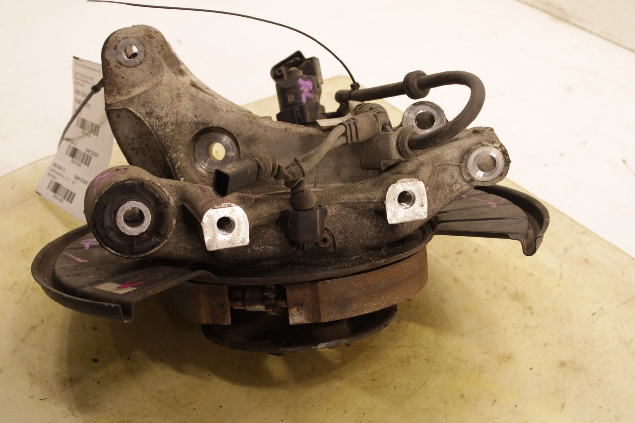 11-18 Porsche Cayenne Platinum Rear Left Side Spindle Knuckle Hub 958-331-611-012
