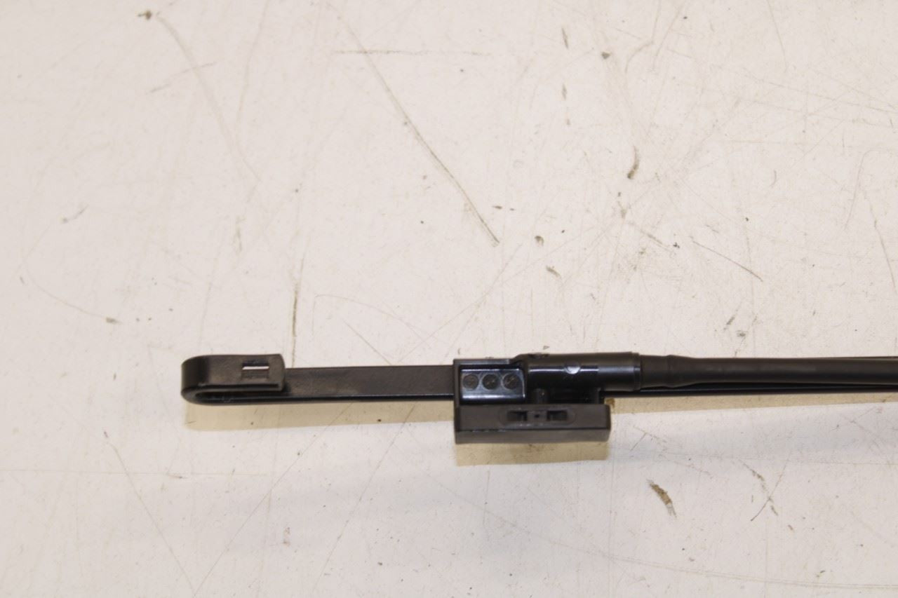 20-2025 Mazda CX-30 2.5 S Front Left and Right Windshield Wiper Arm DNBH-67-321 - Alshned Auto Parts