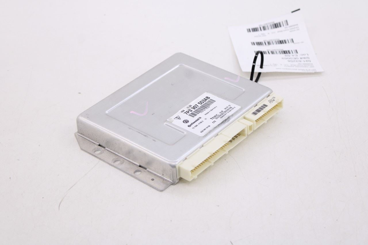 2011-2014 Porsche Cayenne S Airmatic Air Suspension Computer Control Module OEM5