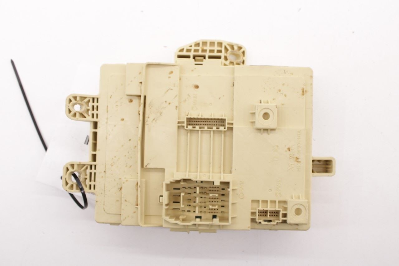 2021-24 Kia K5 GTLine 1.6L AWD Cabin Instrument Panel Fuse Relay Junction Block - Alshned Auto Parts