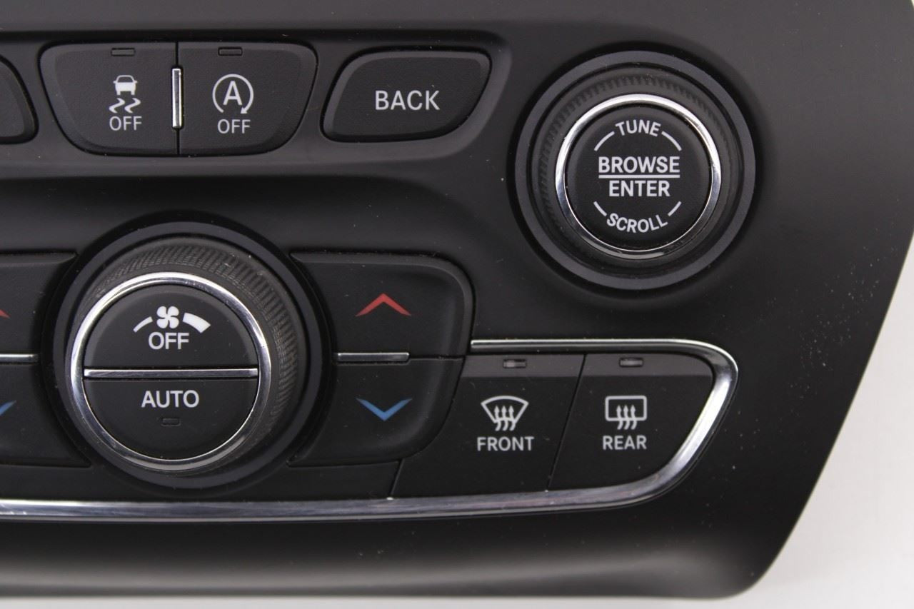 15-18 Jeep Cherokee Limited Dash Center Stack HVAC Controls Panel 68293527AC OEM - Alshned Auto Parts