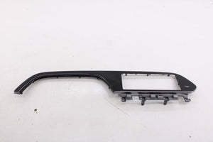 2020-22 Hyundai Palisade Limited AWD Dash Center Panel Display Bezel 84740-S8510