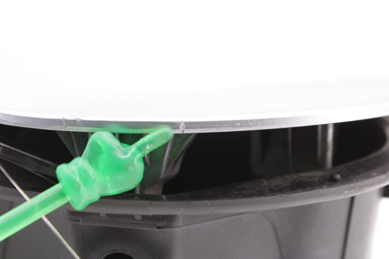 2015-2020 Kia Sorento EX 3.3L Fuel Tank Filler Housing Door Lid Cover OEM *ReaD* - Alshned Auto Parts