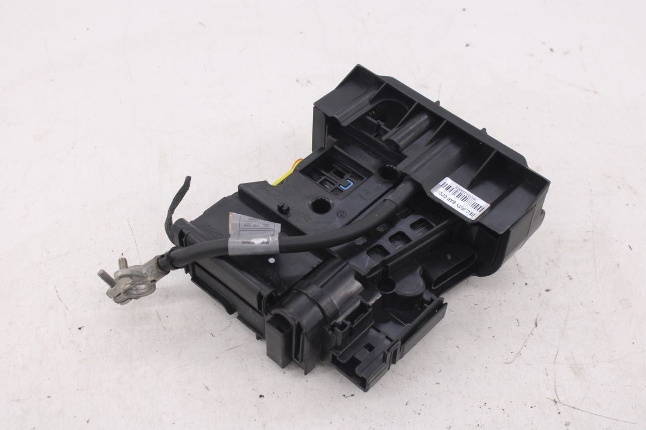 08-15 Mercedes-Benz C350 Sport 3.5L RWD Battery Terminal Junction Fuse Relay Box - Alshned Auto Parts
