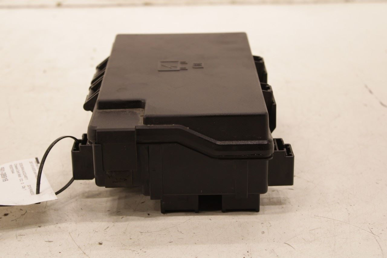 15-18 Ram 2500 Tradesman 6.4L 2WD Intelligent Power Distribution Center Fuse Box - Alshned Auto Parts