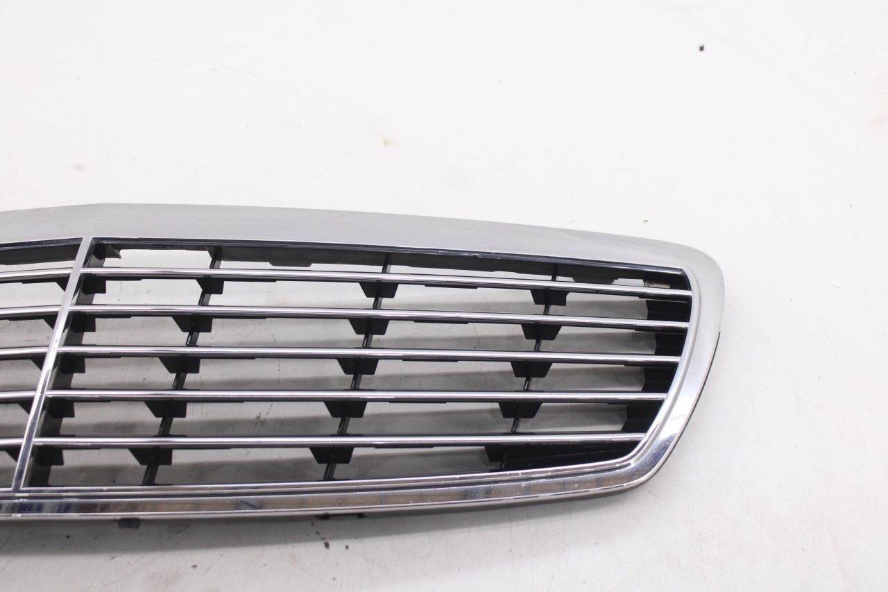 2003-06 Mercedes-Benz E500 Front Bumper Center Upper Radiator Grille 211885058310