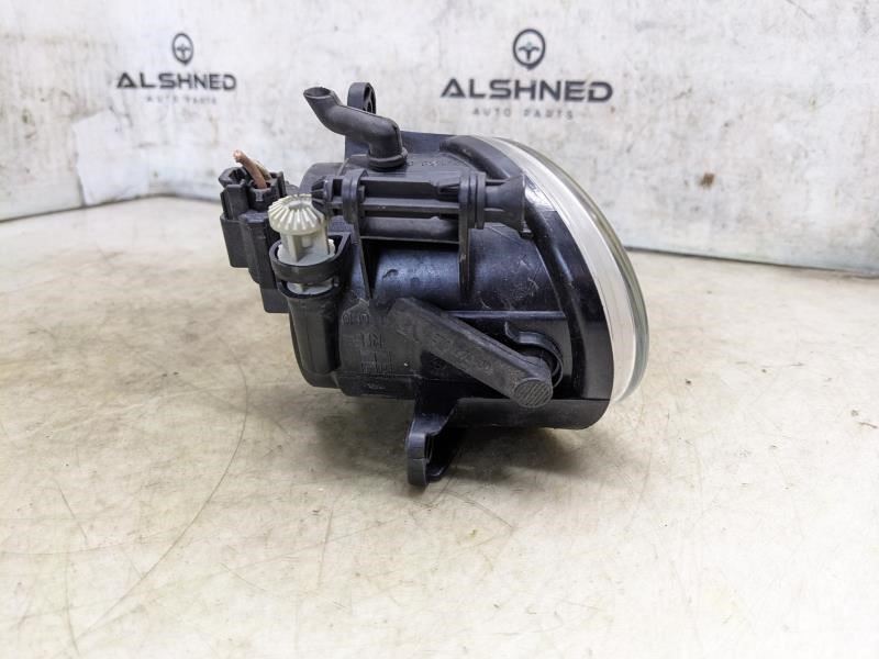 2009-2012 Audi A4 Front Right Passenger Fog Light Lamp 8T0-941-700-E OEM *ReaD* - Alshned Auto Parts