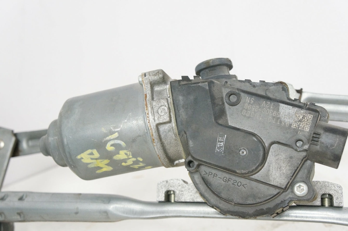 2011-2014 Hyundai Sonata Windshield Wiper with Motor 981101U000 OEM - Alshned Auto Parts