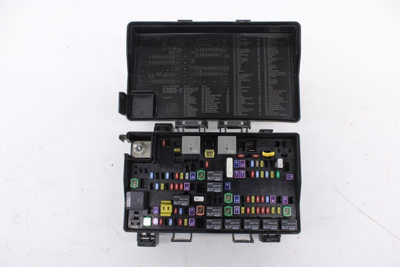 2015 Dodge Durango SXT 3.6L Totally Integrated Power Distribution Fuse Relay Box0
